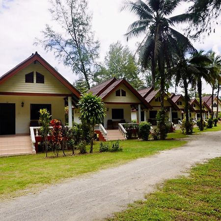 Smilebeach Resort Khaolak Khao Lak Exterior foto